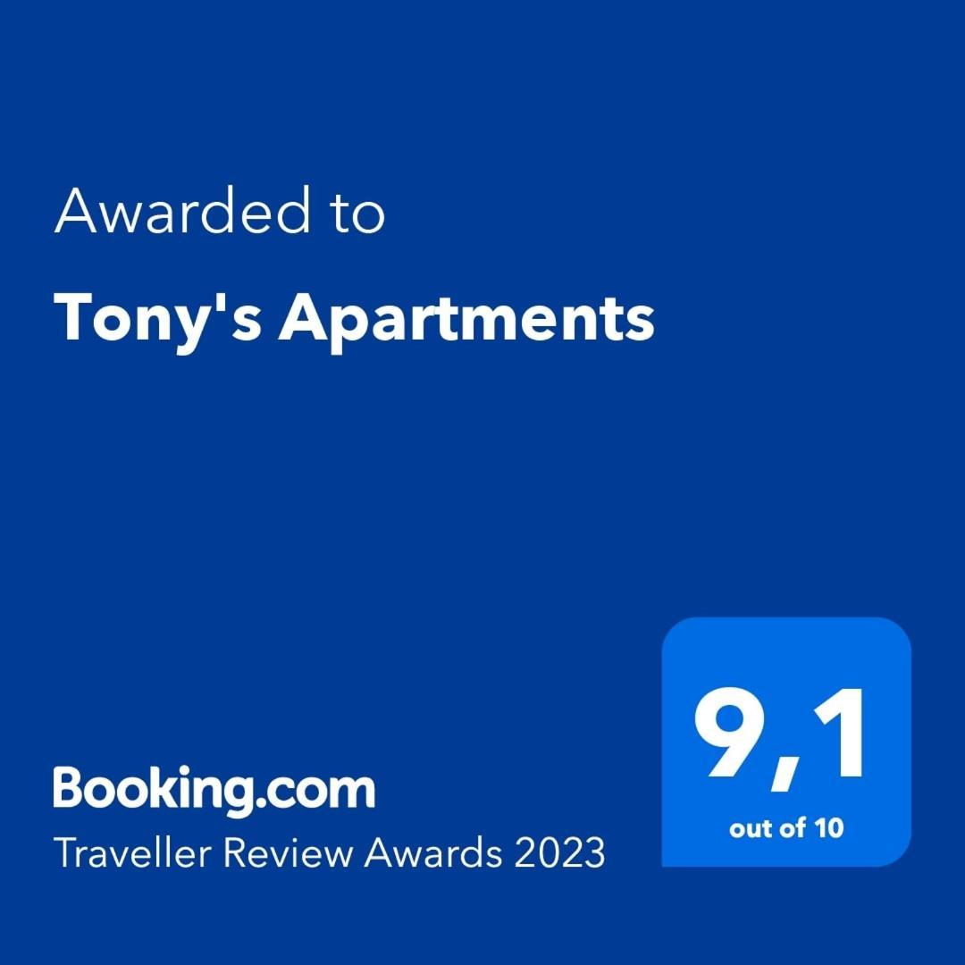 Tony'S Apartments 圣乔治斯 外观 照片