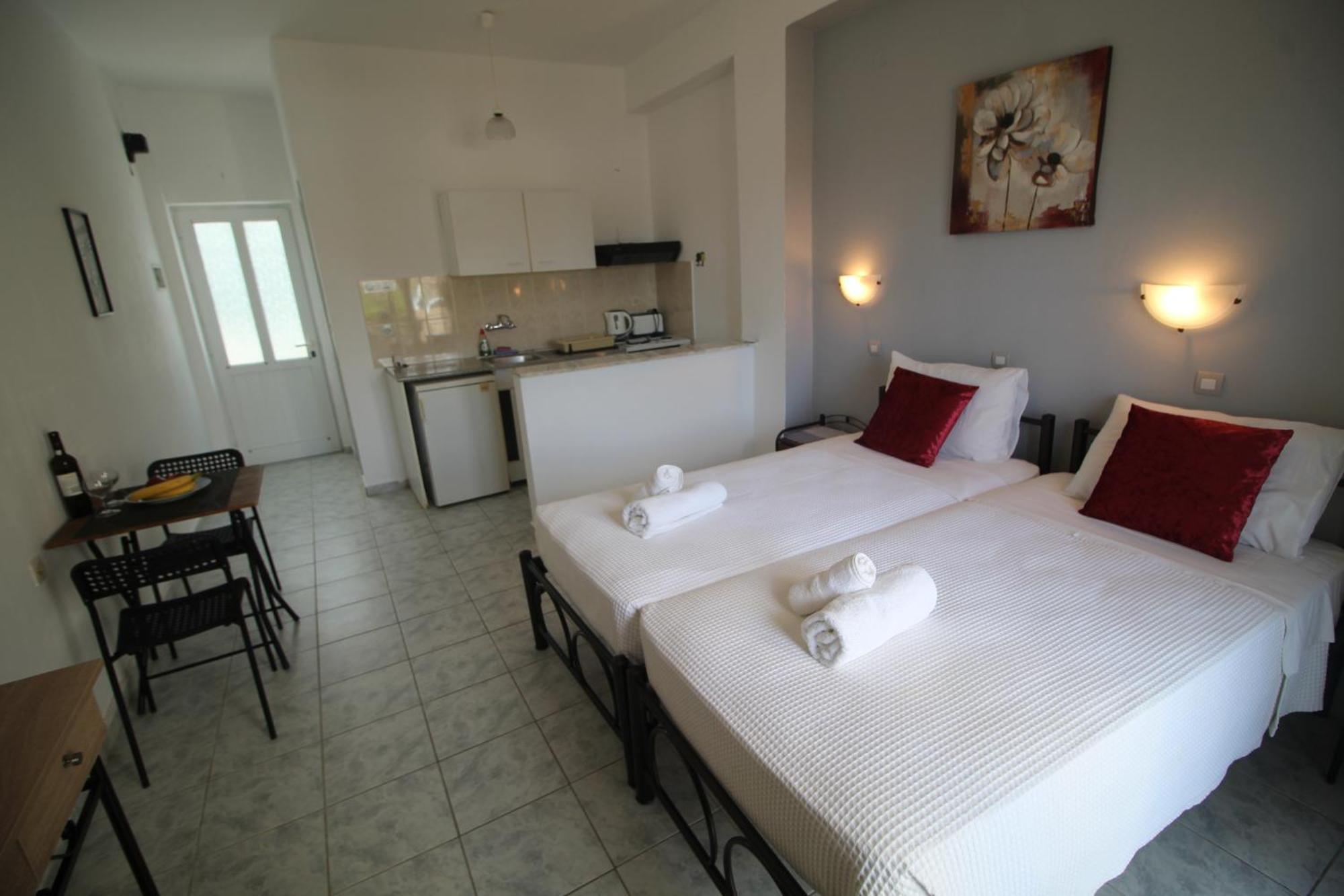 Tony'S Apartments 圣乔治斯 外观 照片